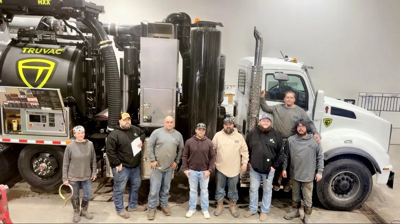 Well Oiled Solutions hydrovac crew on location in the Bakken